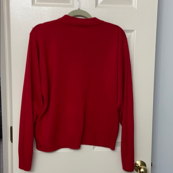 Super soft cherry red crewneck longsleeve sweater - Picture 2 of 3